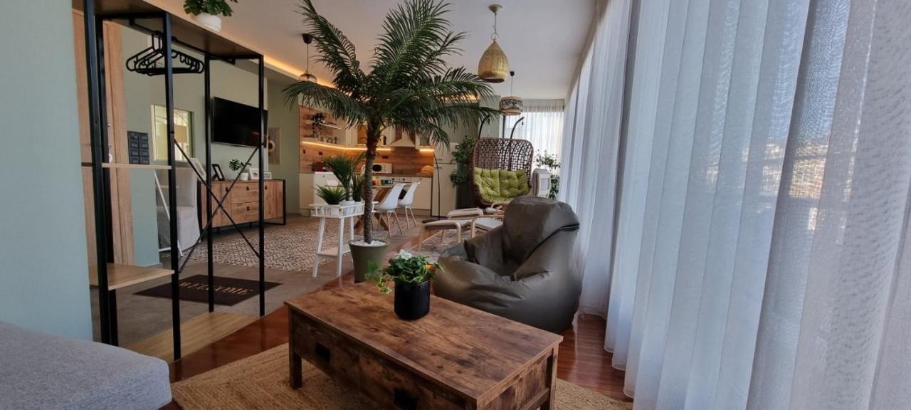 Ferienwohnung Okto Penthouse, Nilie Hospitality Mgmt Thessaloniki Exterior foto